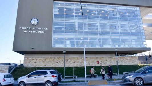 Neuquén: acusan a un funcionario de entregar planes sociales a cambio de sexo