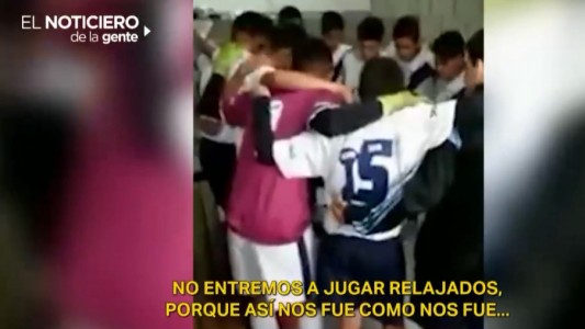 "Mi viejo está sin laburo": la arenga de un arquerito de inferiores