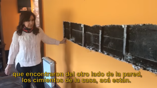 Cristina Kirchner mostró cómo quedó su casa de El Calafate tras el allanamiento: "No hay subsuelos"