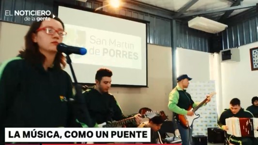 Así toca la orquesta formada por chicos con autismo