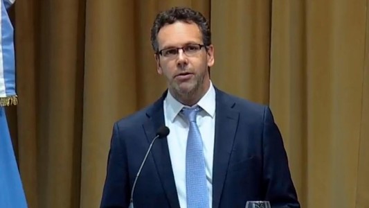 El Central intervendrá en el mercado cuando el dólar baje de $34 o supere los $44