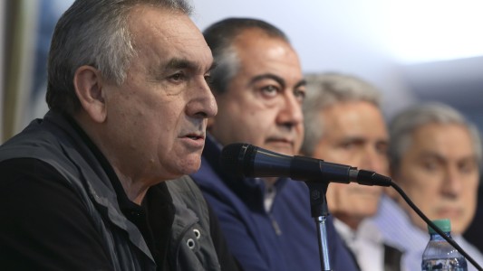 Juan Carlos Schmid renunció al triunvirato de la CGT