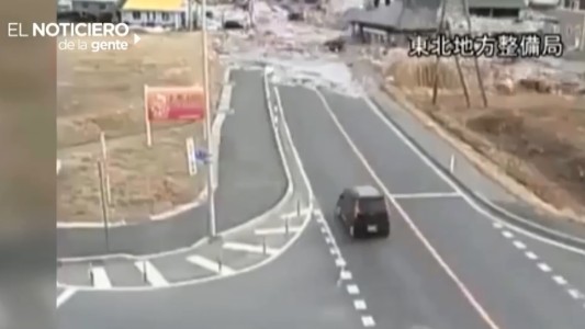 Dramático video del tsunami en Indonesia