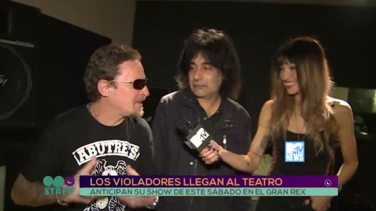 Los Violadores llegan al teatro
