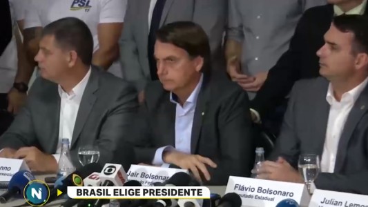 Elecciones en Brasil: Bolsonaro crece en las encuestas y le saca más de 10 puntos a Haddad