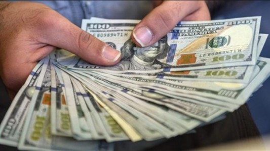 Halló un ticket de lotería olvidado en su billetera y ganó US$ 1 millón