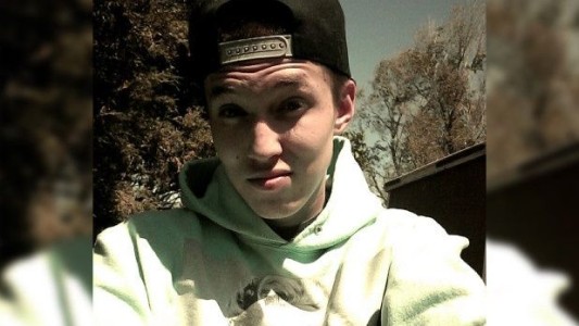 Escándalo en una misa: detuvieron a un joven que se masturbó dentro de una fuente de agua bendita