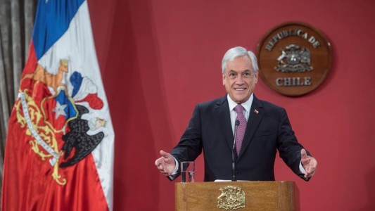 Gobierno de Chile lanza plan para "premiar a las familias que quieran tener más hijos"