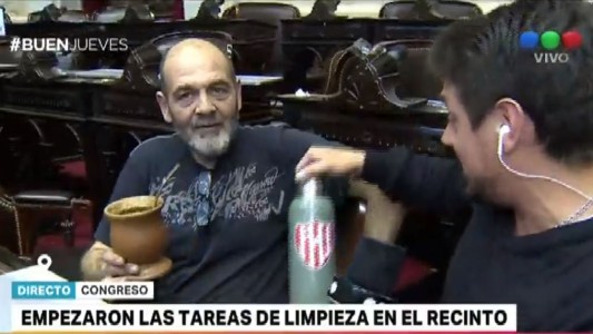 Limpian el recinto de la Cámara baja