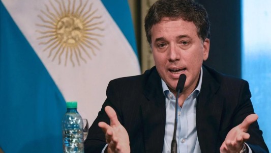 Dujovne llega al Senado para defender el Presupuesto 2019