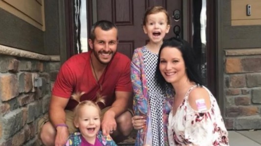 Tras matar a su esposa embarazada y a sus dos hijas, logró un acuerdo para evitar la pena de muerte