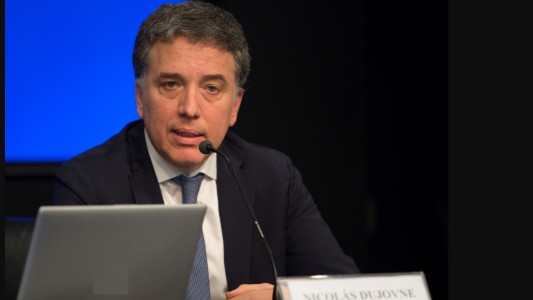 Dujovne: "En la Argentina nunca se hizo un ajuste de esta magnitud sin que caiga el Gobierno"