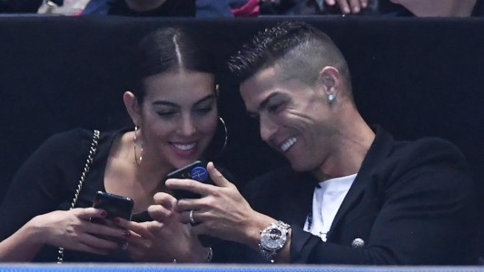 El detalle del pequeño detalle de la foto de Cristiano y su novia del que todos hablan en Instagram