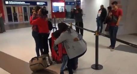 Pasa de noche: el vuelo de los inmigrantes venezolanos