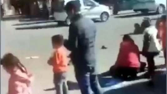 Un auto atropelló a un grupo de nenes en China: hay cinco muertos y 18 heridos