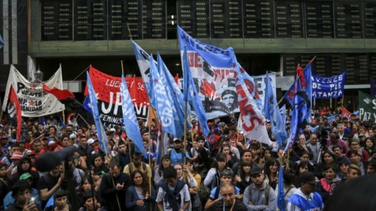 Autorizan  a marchar el viernes por Avenida de Mayo contra el G20