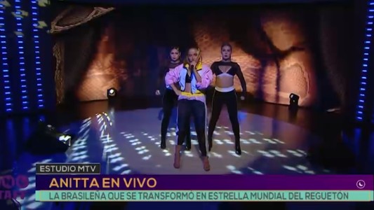 Estudio MTV: Anitta canta en vivo