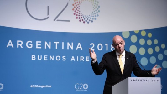 Escupitajos a Infantino y Tapia, "influyentes" para mudar la Superfinal a Madrid