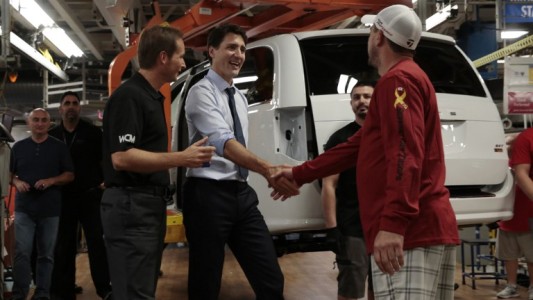 Empresarios en Canadá advierten que faltan trabajadores para cubrir 430 mil vacantes