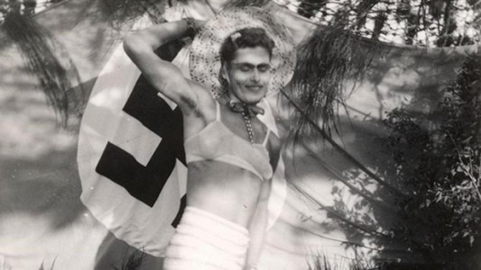 Revelan fotos de soldados nazis travestis durante la Segunda Guerra Mundial