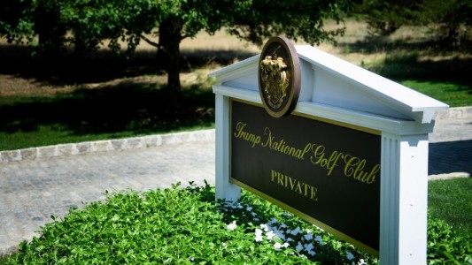 El club de golf de Trump tiene empleados indocumentados