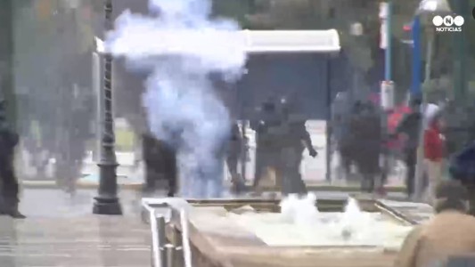 Violenta protesta de estudiantes en Grecia