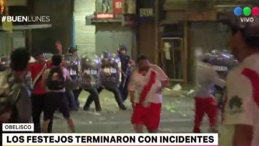 Los festejos de River en el Obelisco terminaron con incidentes
