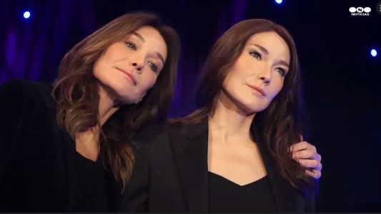 Carla Bruni ya tiene su estatua de cera en el museo de París