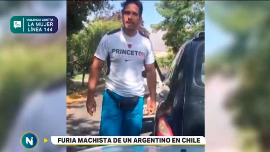 Video: la violenta reacción de un argentino con el auto de una mujer en Chile