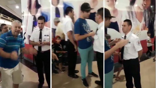 El enojo de un padre porque Papá Noel se fue antes de que sus hijos se sacaran una foto