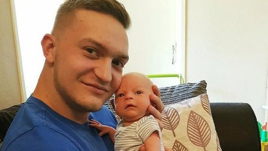 El crudo relato al que se le murió su hijo recién nacido mientras dormía en sus brazos