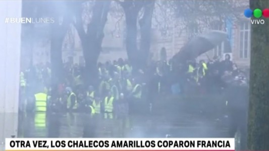 Los chalecos amarillos coparon París por sexta semana consecutiva