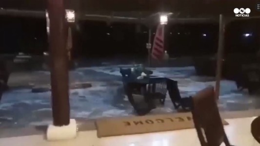 Así ingresaba la ola gigante que dejó 373 muertos en Indonesia