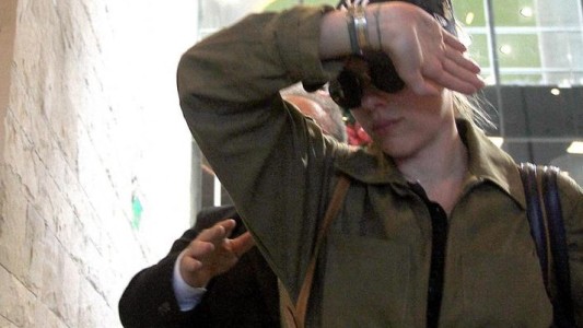 Scarlett Johansson, furiosa: escandalosa llegada a Buenos Aires, tras su escapada a El Calafate