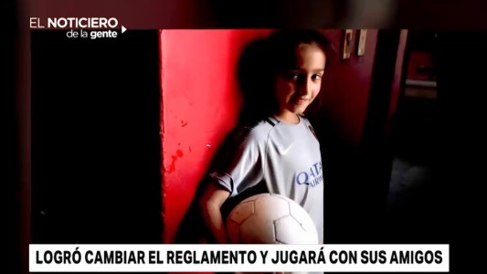 Candelaria, una amante del fútbol de 8 años que cambió las reglas de su club