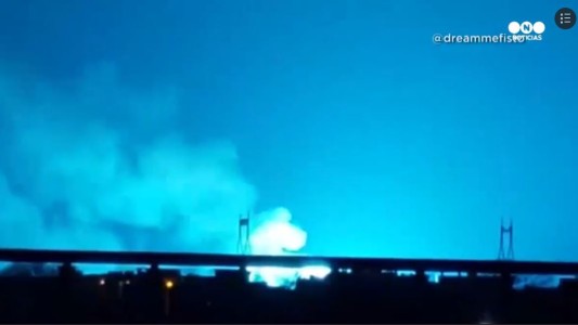 Una explosión iluminó el cielo de Queens
