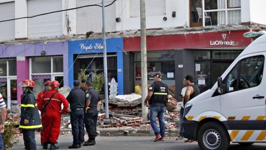 Mar del Plata: se derrumbaron dos balcones y murieron una mujer y su hija
