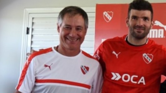 "Fui un poco empujado": Gigliotti se va de Independiente y habló de Holan