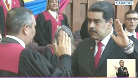 El lapsus en la jura de Maduro