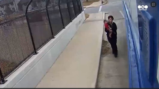 Así rescató una conductora de autobús a un niño perdido