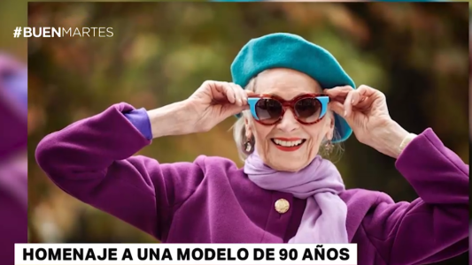 Un homenaje a una modelo de 90 años