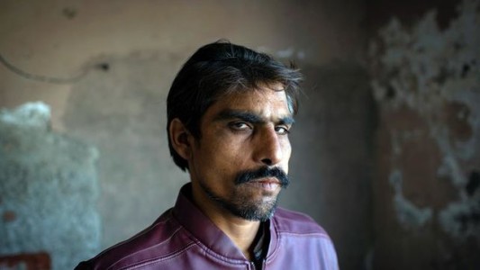 La historia del verdugo paquistaní que ejecutó a 300 personas y no tiene remordimientos