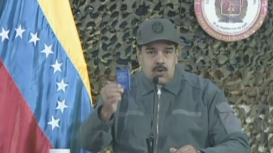 Maduro tiene la máquina del tiempo