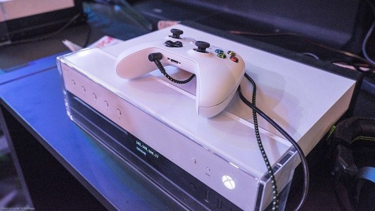 Se enteró que su esposo la engañana y puso a la venta la consola Xbox de él por sólo por 3 dólares