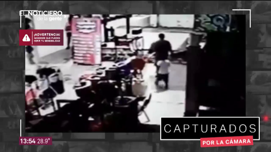 Fue a robar con su hijo de la mano y el dueño del local le pegó una paliza