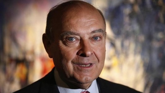 Cavallo recomienda al Gobierno aceptar el "carácter bimonetario" de la economía