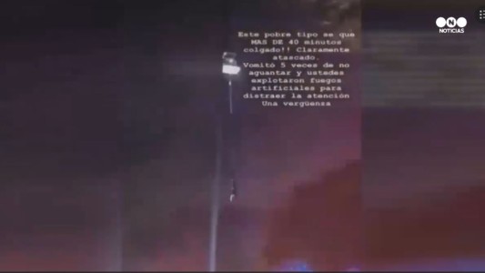 Quedó colgado boca abajo al realizar el salto bungee en medio de una fiesta