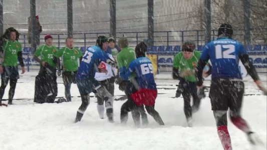 Rugby en la nieve, el deporte de moda en Rusia