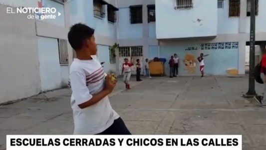 Venezuela: escuelas cerradas y chicos en las calles