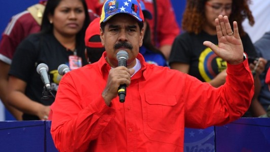 Maduro convocó a elecciones legislativas para este año